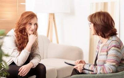 How to start a conversation with a closed person